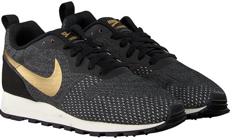 zwarte nike dames